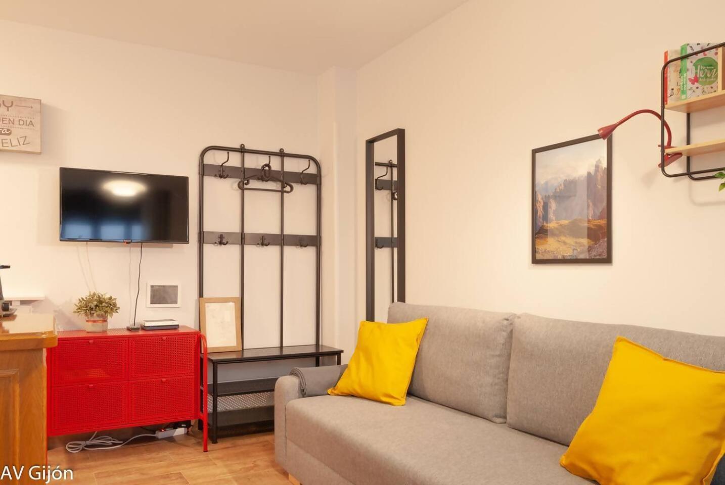 Ferienwohnung Av Begona 4 Centro Gijón Exterior foto