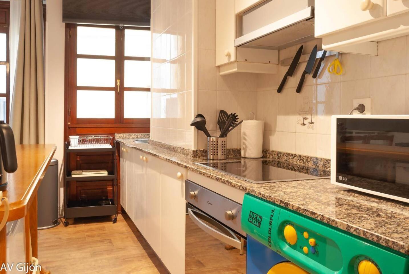 Ferienwohnung Av Begona 4 Centro Gijón Exterior foto